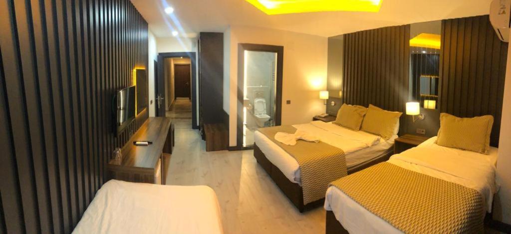 Grand Ezel Hotel Mersin  Ngoại thất bức ảnh